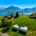 Idyllic Farm With Scenic Views And Concierge By Swisshut Сasa de vacaciones Sigriswil