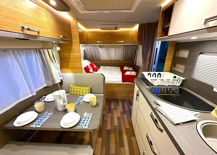 Idyllic Farm With Scenic Views And Concierge By Swisshut Feriehus