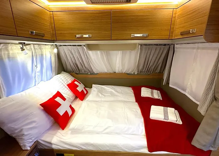 Idyllic Farm With Scenic Views And Concierge By Swisshut Feriehus