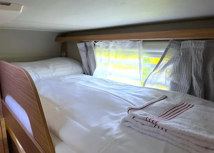 Nyaraló Idyllic Farm With Scenic Views And Concierge By Swisshut Sigriswil