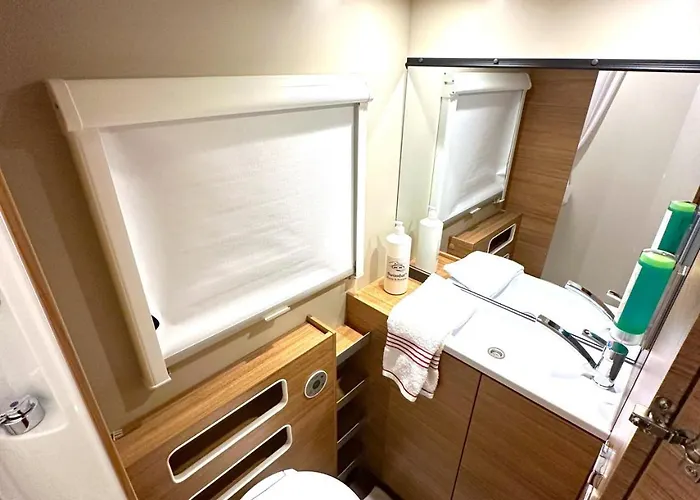 Idyllic Farm With Scenic Views And Concierge By Swisshut Nyaraló